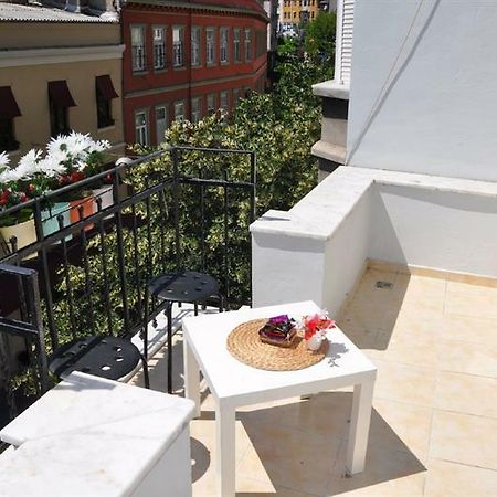 Fuar Ev Taksim Galata Istambul Exterior foto