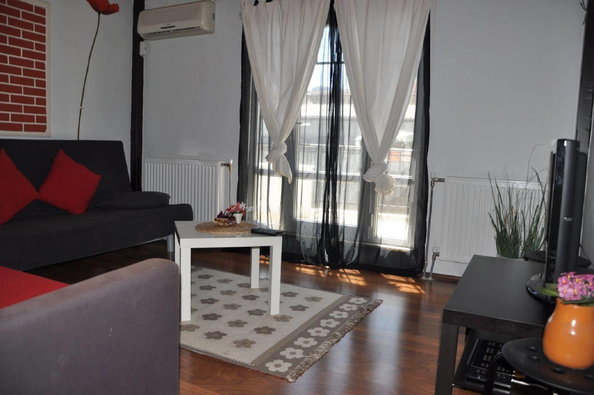 Fuar Ev Taksim Galata Istambul Exterior foto